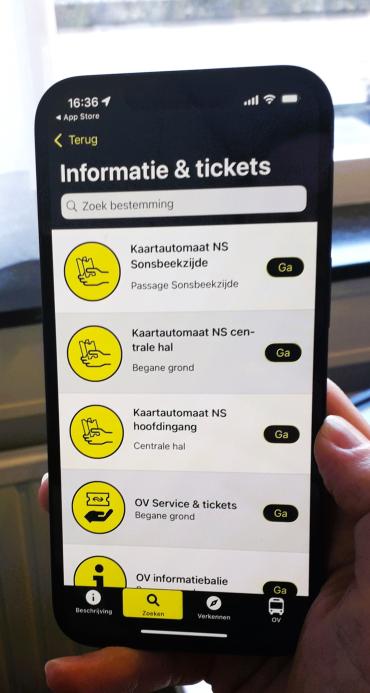 Een pagina van de eZwayZ app waarop gekozen kan worden voor een te zoeken locatie
