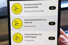 Een pagina van de eZwayZ app waarop gekozen kan worden voor een te zoeken locatie